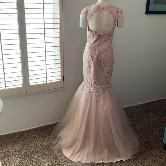 Brides made dress - Picture 6 of 10
